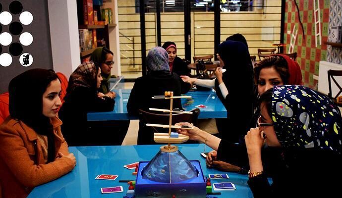 کافه بازی جفت شیش