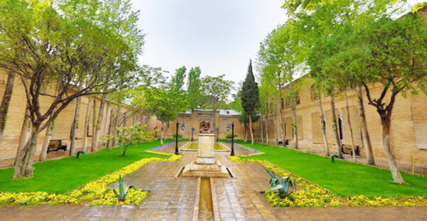 باغ موزه نگارستان